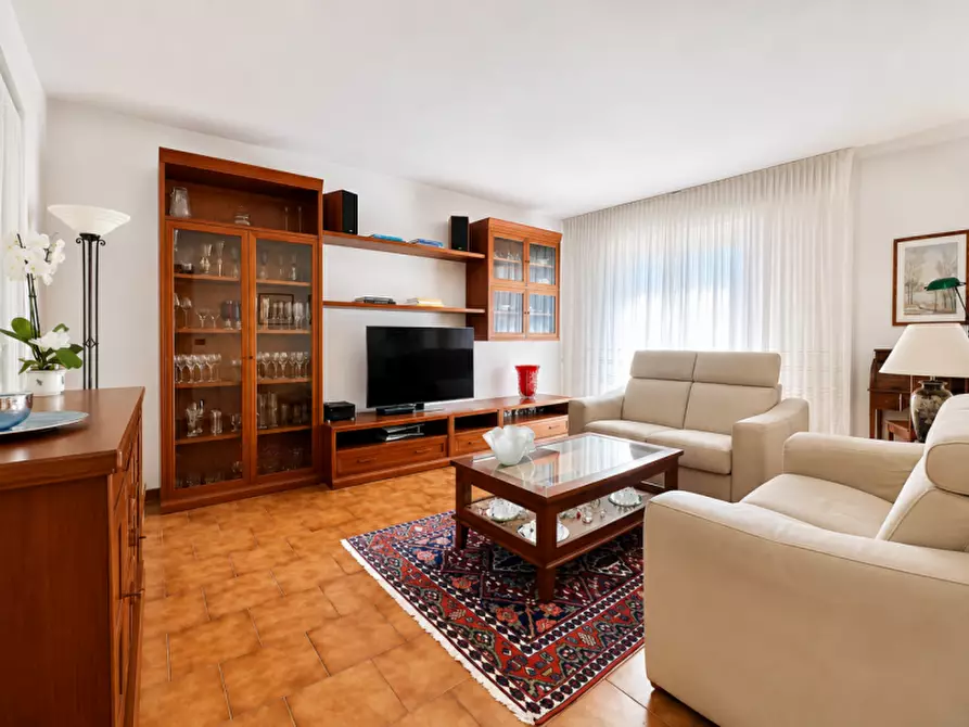 Immagine 6 di Appartamento in vendita  in località roncafort 14 a Trento