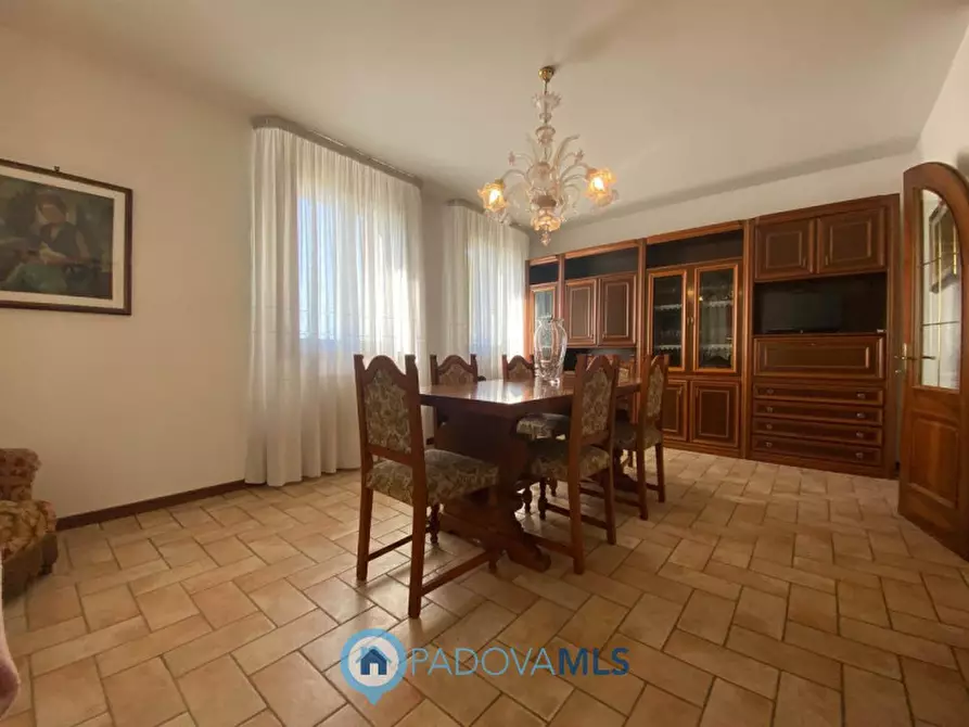 Immagine 3 di Villa in vendita  in via mare a Conselve