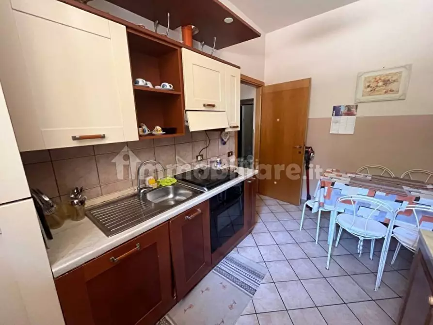Immagine 2 di Appartamento in affitto  in via degli amaranti a Roma
