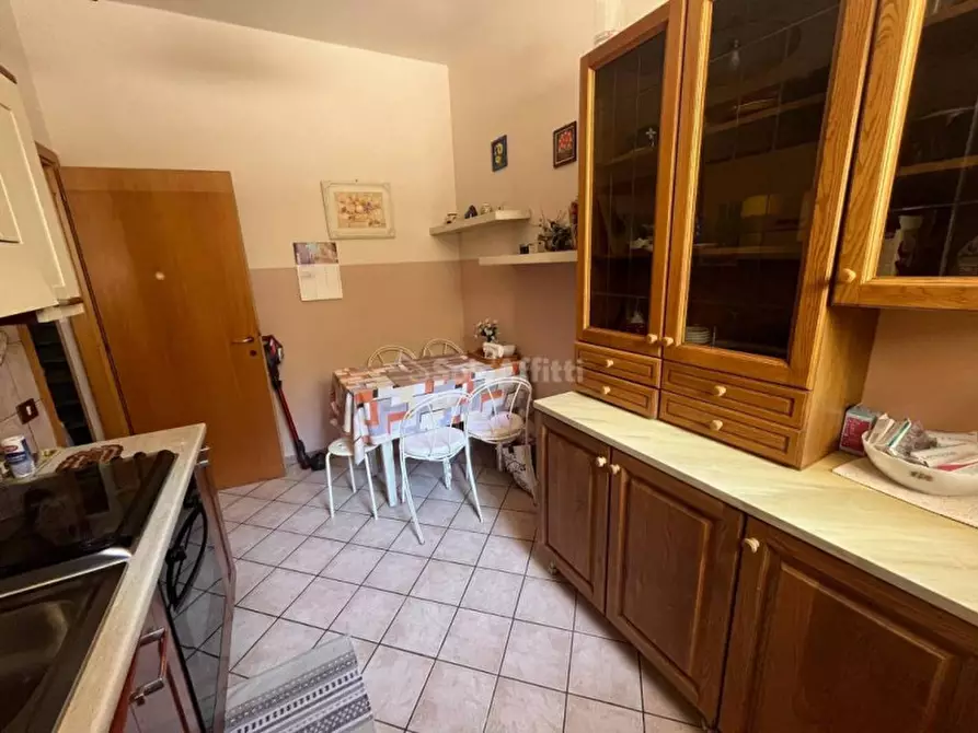 Immagine 5 di Appartamento in affitto  in via degli amaranti a Roma