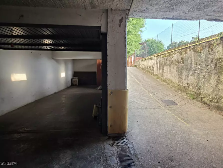 Immagine 42 di Appartamento in vendita  in Piazza Martiri della Libertà  11 a Caerano Di San Marco
