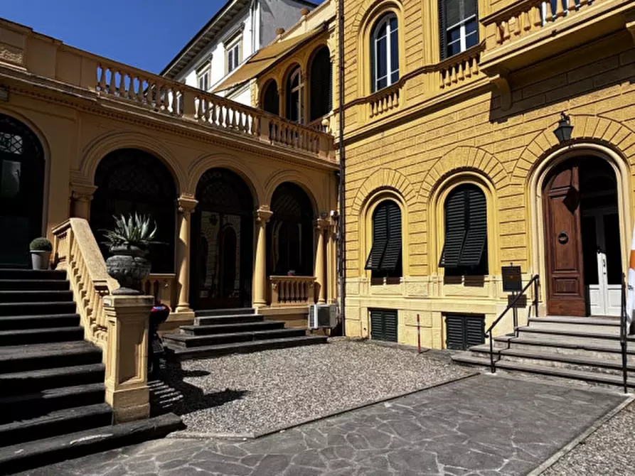 Immagine 14 di Ufficio in affitto  in PIAZZA MASSIMO D'AZEGLIO a Firenze