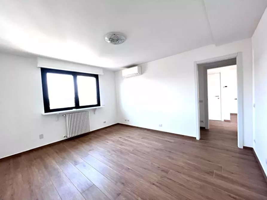 Immagine 8 di Attico in affitto  in Piazza Stefano Jacini a Roma
