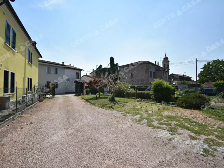 Immagine 27 di Appartamento in vendita  in Piazza Don Vittorio Galvani a Legnago