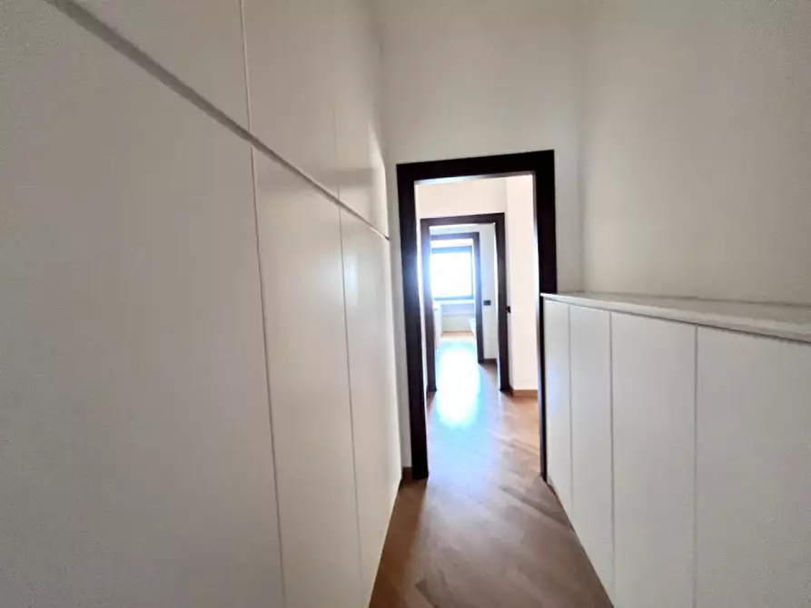 Immagine 13 di Appartamento in affitto  in Piazza Stefano Jacini a Roma