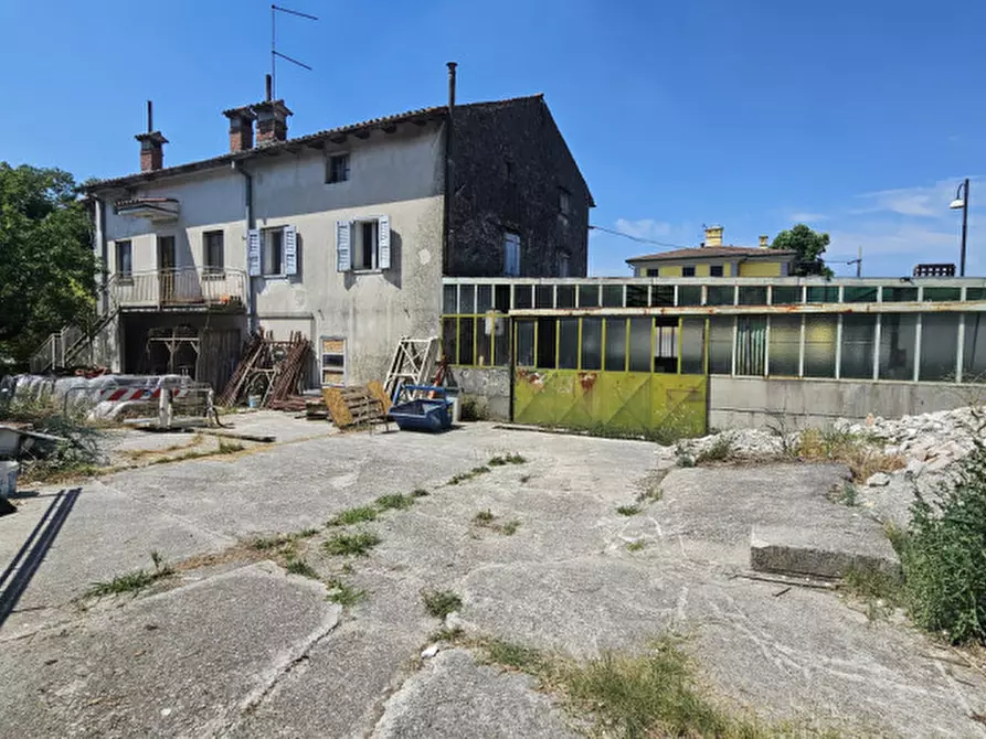 Immagine 1 di Casa indipendente in vendita  in Via Alcide De Gasperi 1 a Sagrado