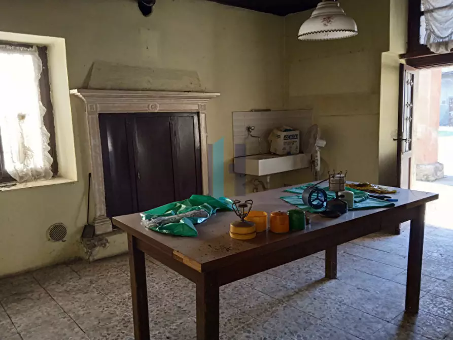 Immagine 4 di Rustico / casale in vendita  a Castel Mella