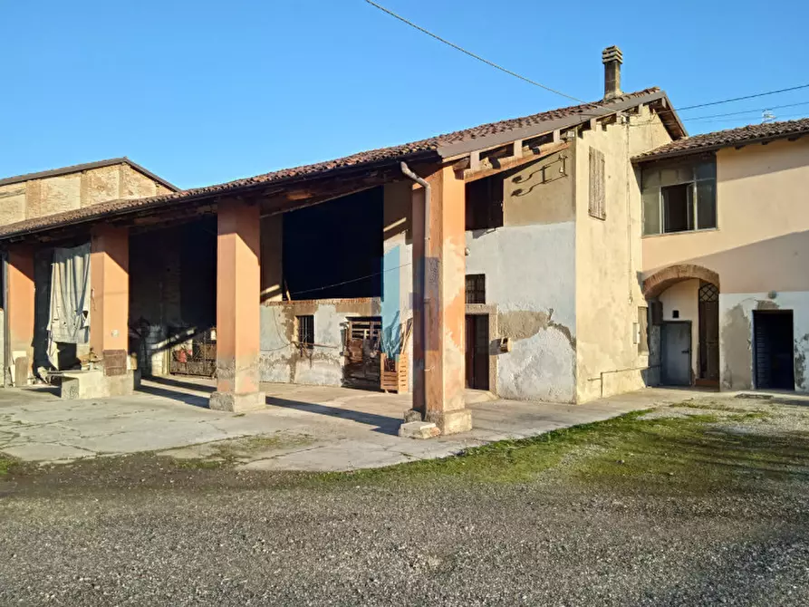 Immagine 22 di Rustico / casale in vendita  a Castel Mella