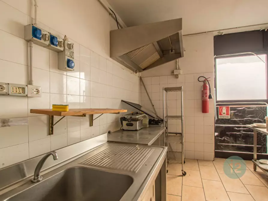 Immagine 8 di Negozio in affitto  in Via Primo Maggio a Soliera
