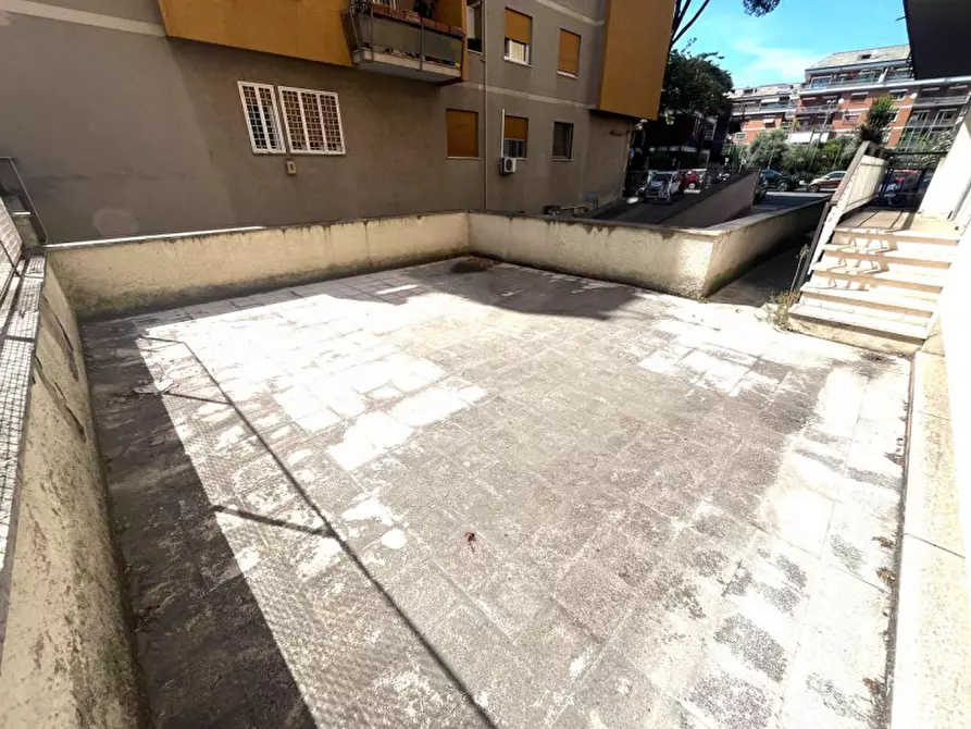 Immagine 16 di Ufficio in vendita  in Via Francesco Saverio Nitti a Roma
