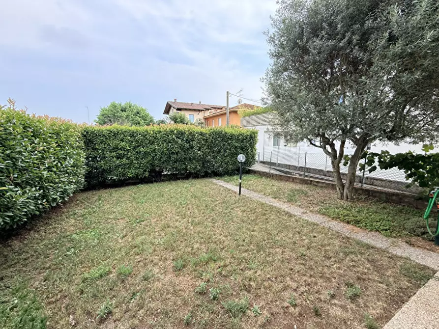 Immagine 7 di Appartamento in vendita  in via emilio salgari a Schio