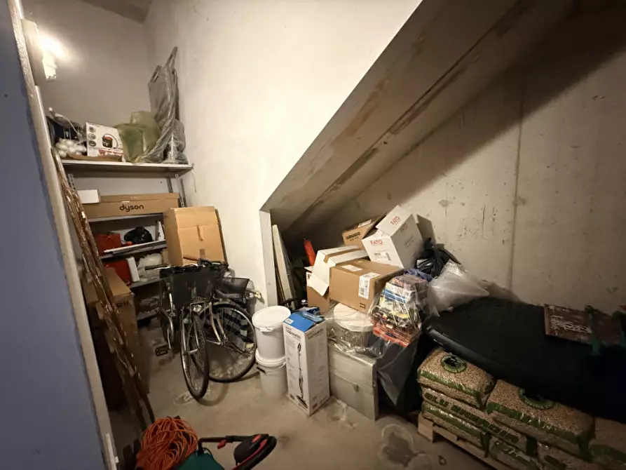 Immagine 9 di Appartamento in vendita  in via emilio salgari a Schio
