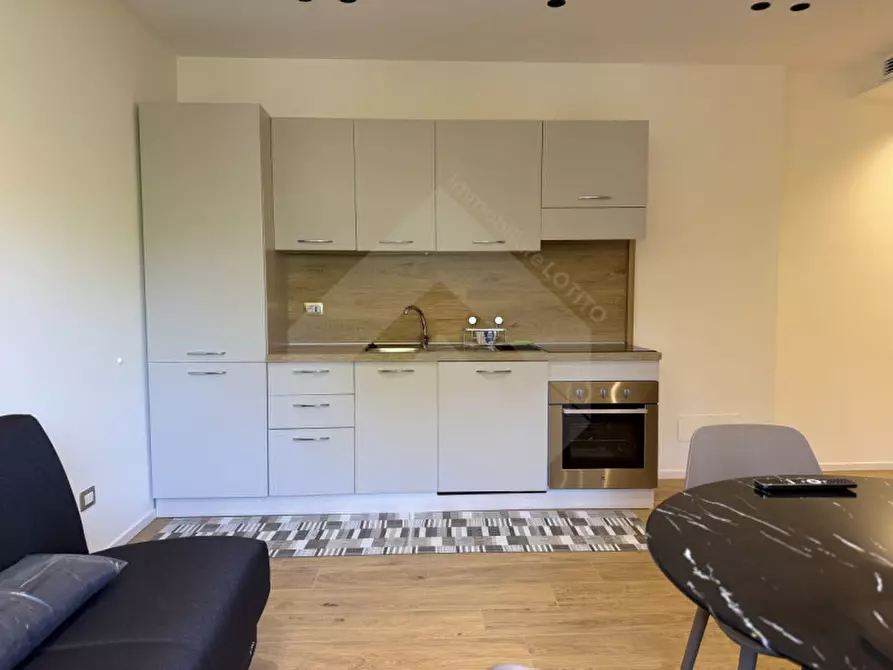 Immagine 5 di Appartamento in vendita  in Via Degli Ulivi, 33 a Andria
