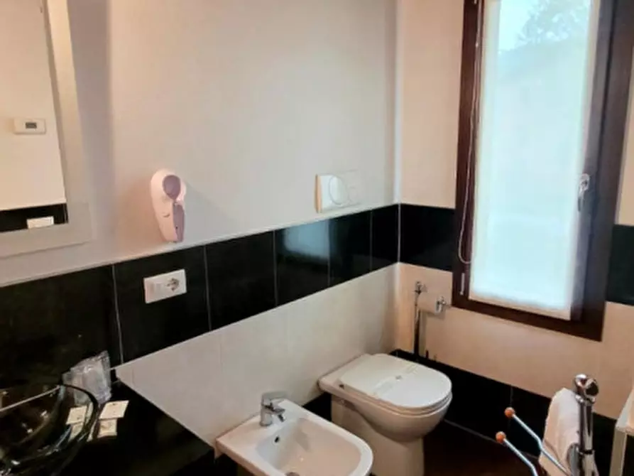 Immagine 13 di Attico in vendita  in Via Rialto a Teolo