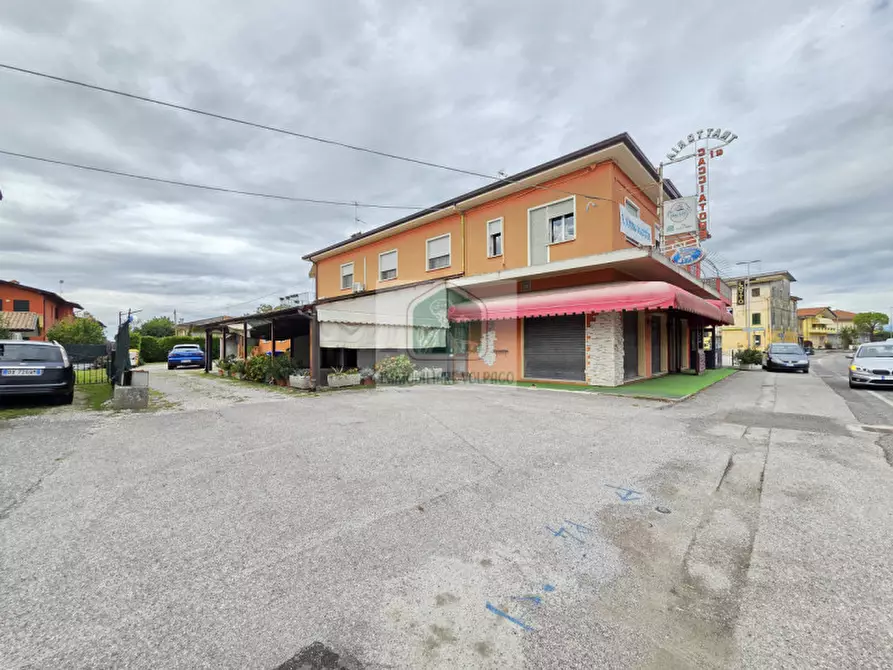 Immagine 2 di Attività commerciale in vendita  in pramaggiore a Pramaggiore