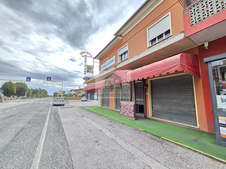 Immagine 3 di Attività commerciale in vendita  in pramaggiore a Pramaggiore