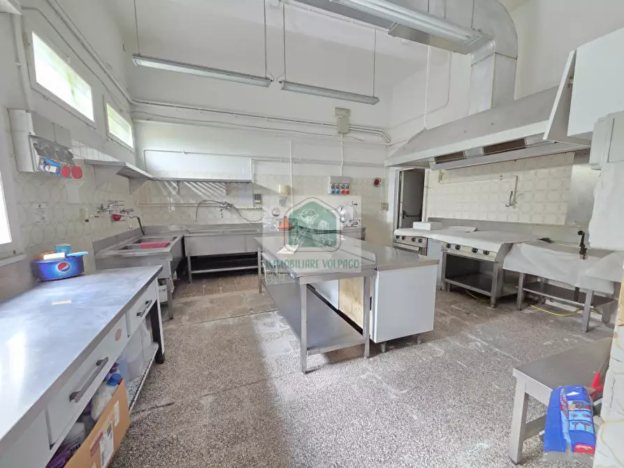 Immagine 7 di Attività commerciale in vendita  in pramaggiore a Pramaggiore