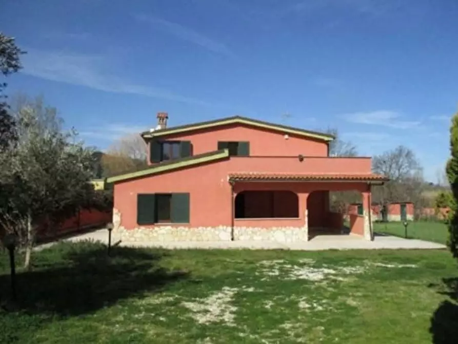 Immagine 1 di Villa in affitto  in Strada di Fonte Lucarello a Palombara Sabina