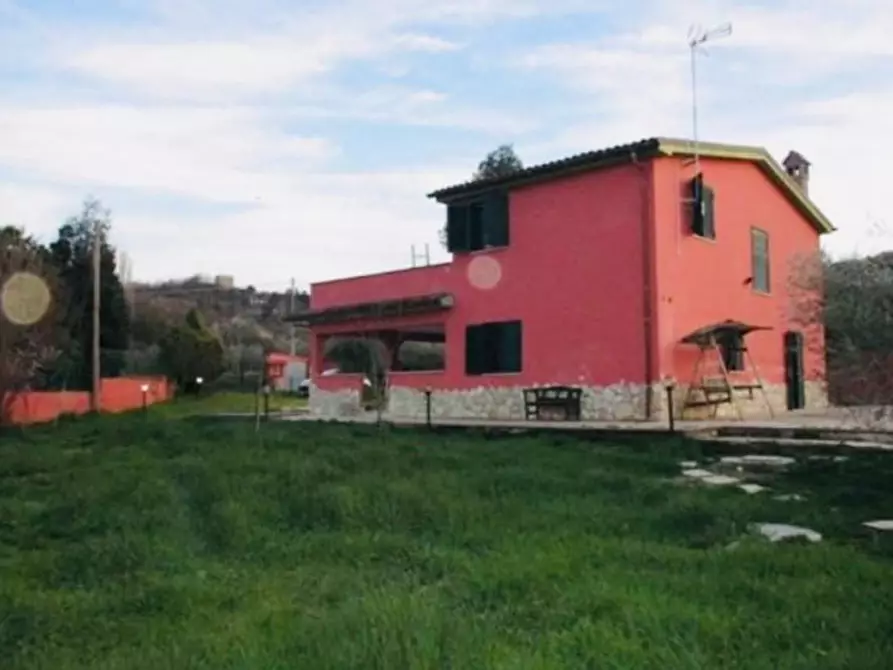 Immagine 2 di Villa in affitto  in Strada di Fonte Lucarello a Palombara Sabina