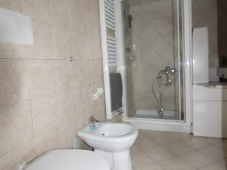 Immagine 7 di Appartamento in vendita  in VIA BURZAGLI a Montevarchi