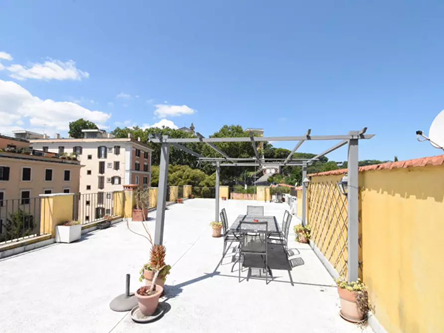 Immagine 28 di Attico in affitto  in VIA GIACOMO VENEZIAN a Roma