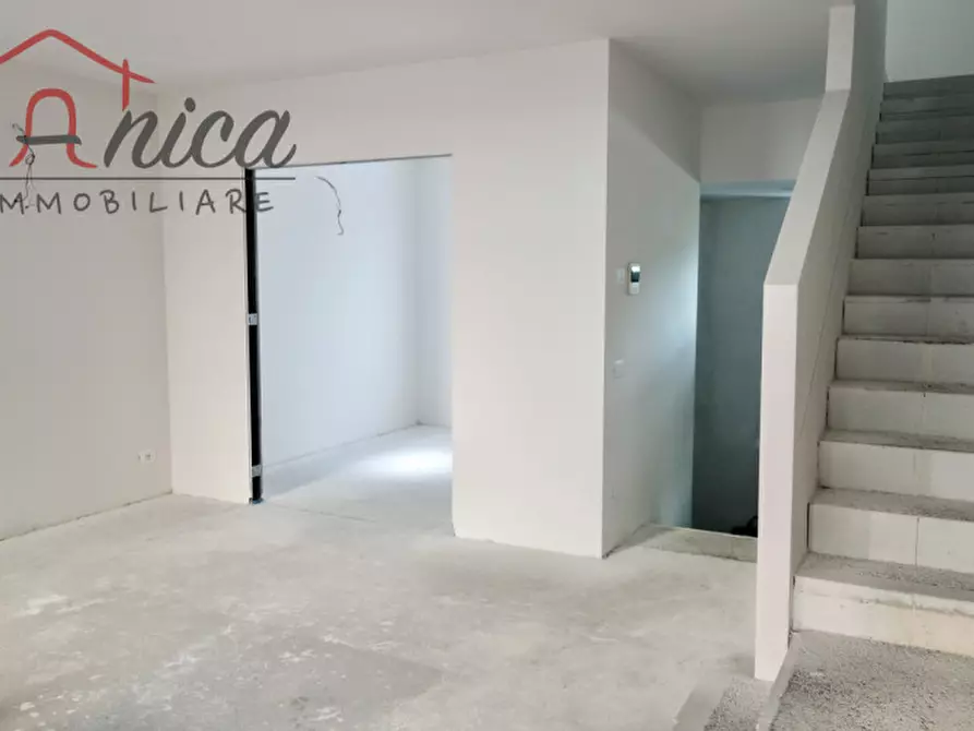 Immagine 4 di Appartamento in vendita  in Lungadige Giacomo Leopardi a Trento