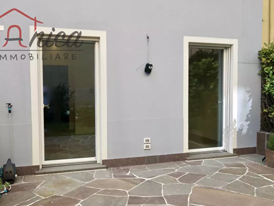Immagine 8 di Appartamento in vendita  in Lungadige Giacomo Leopardi a Trento