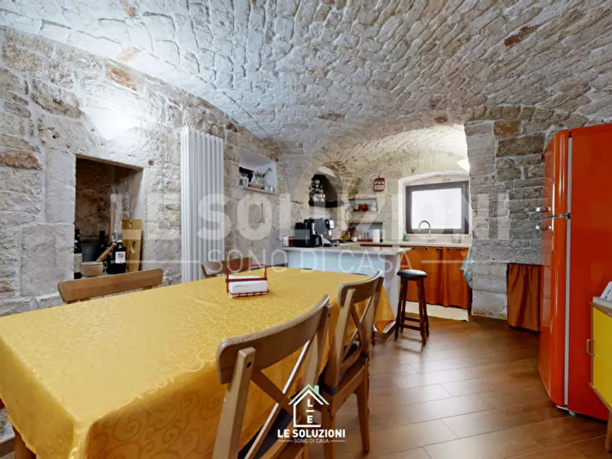 Immagine 1 di Casa indipendente in vendita  in Via Campanile 16 a Putignano