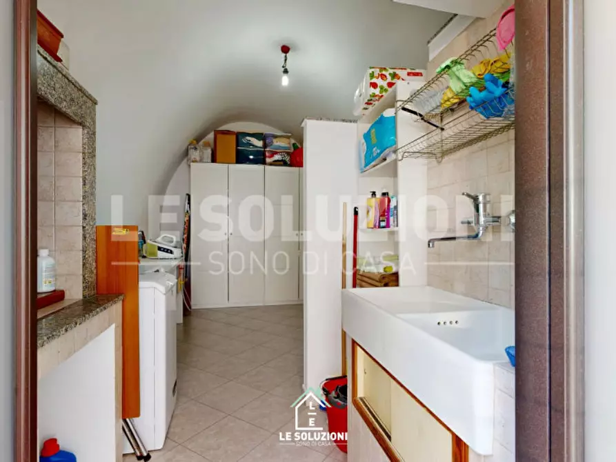Immagine 18 di Casa indipendente in vendita  in Via Campanile 16 a Putignano