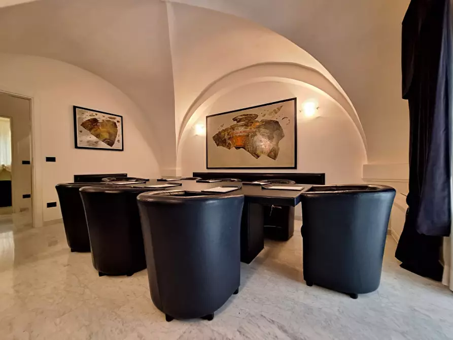 Immagine 10 di Ufficio in affitto  in Via delle Commedie a Livorno
