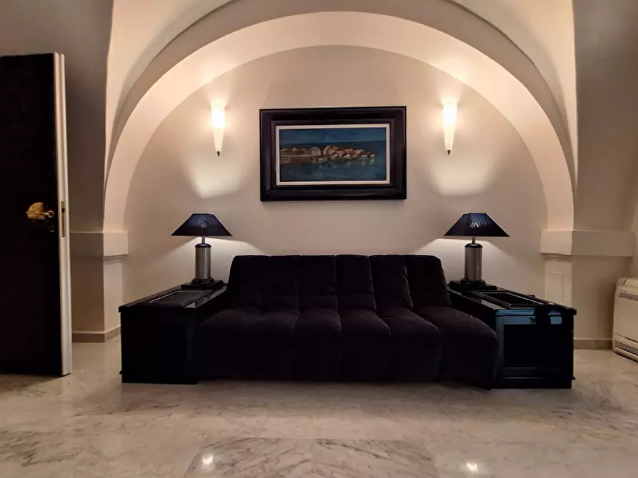 Immagine 13 di Ufficio in affitto  in Via delle Commedie a Livorno