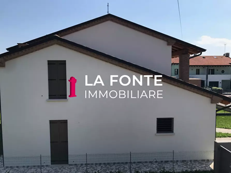 Immagine 4 di Casa bifamiliare in vendita  a Campodarsego