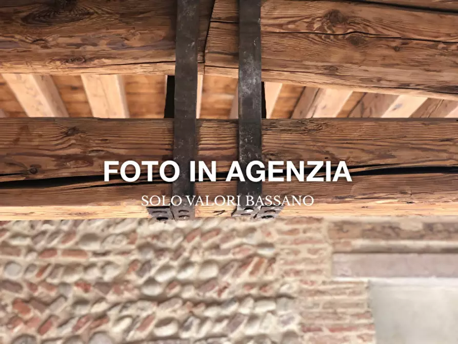 Immagine 1 di Appartamento in vendita  in Via Verci 2 a Bassano Del Grappa