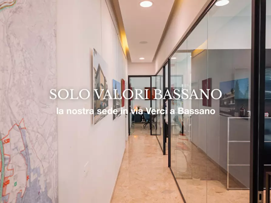 Immagine 12 di Appartamento in vendita  in Via Verci 2 a Bassano Del Grappa