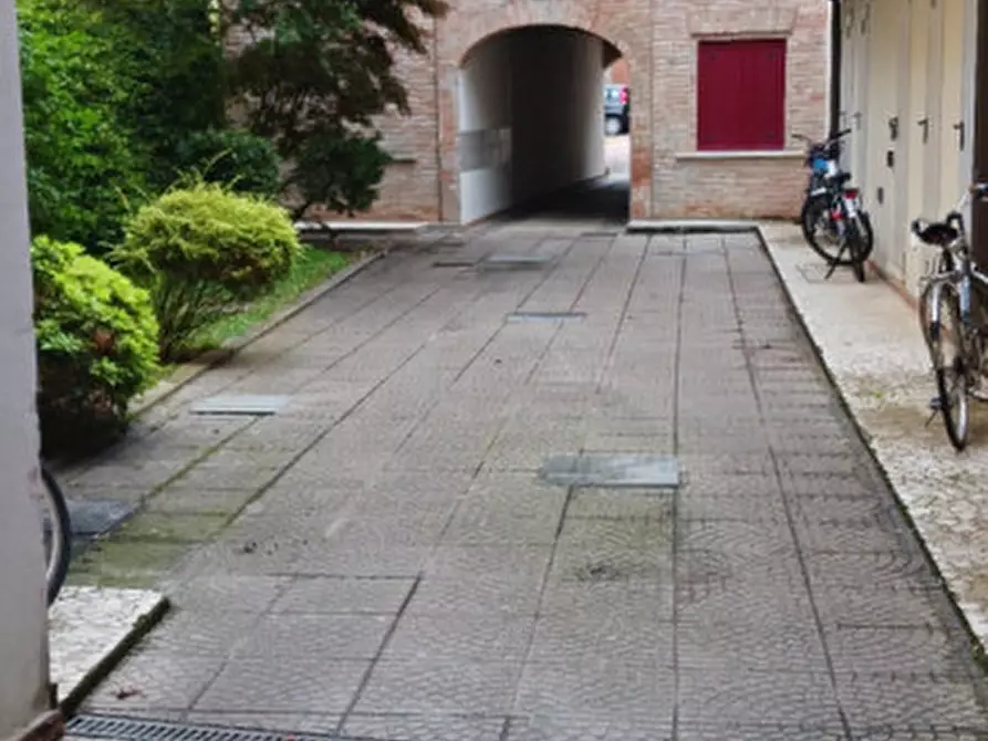 Immagine 1 di Appartamento in vendita  in Via Giuseppe Mazzini a Rovigo