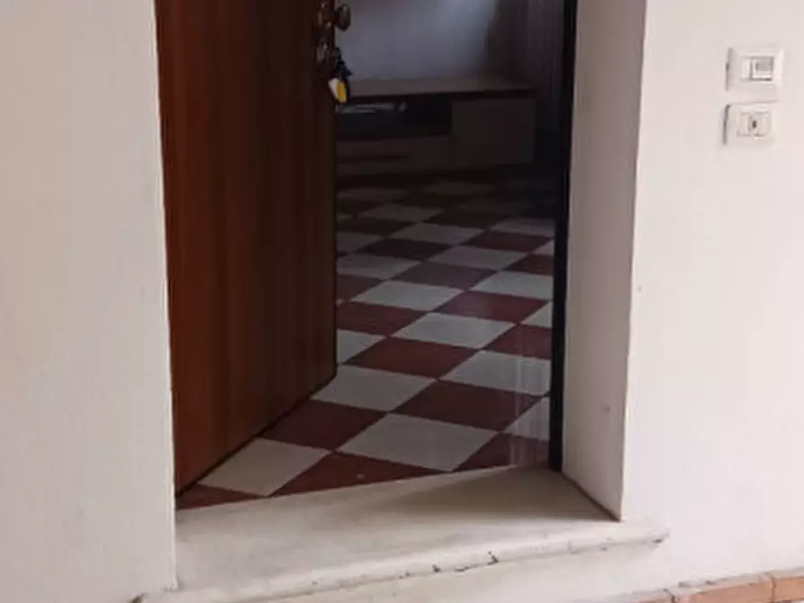 Immagine 3 di Appartamento in vendita  in Via Giuseppe Mazzini a Rovigo