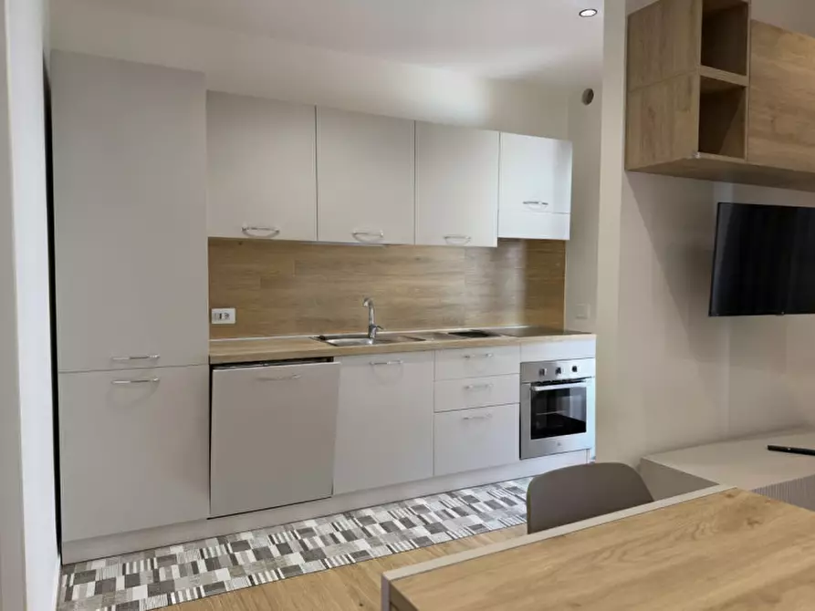Immagine 8 di Appartamento in vendita  in Via Degli Ulivi, 33 a Andria