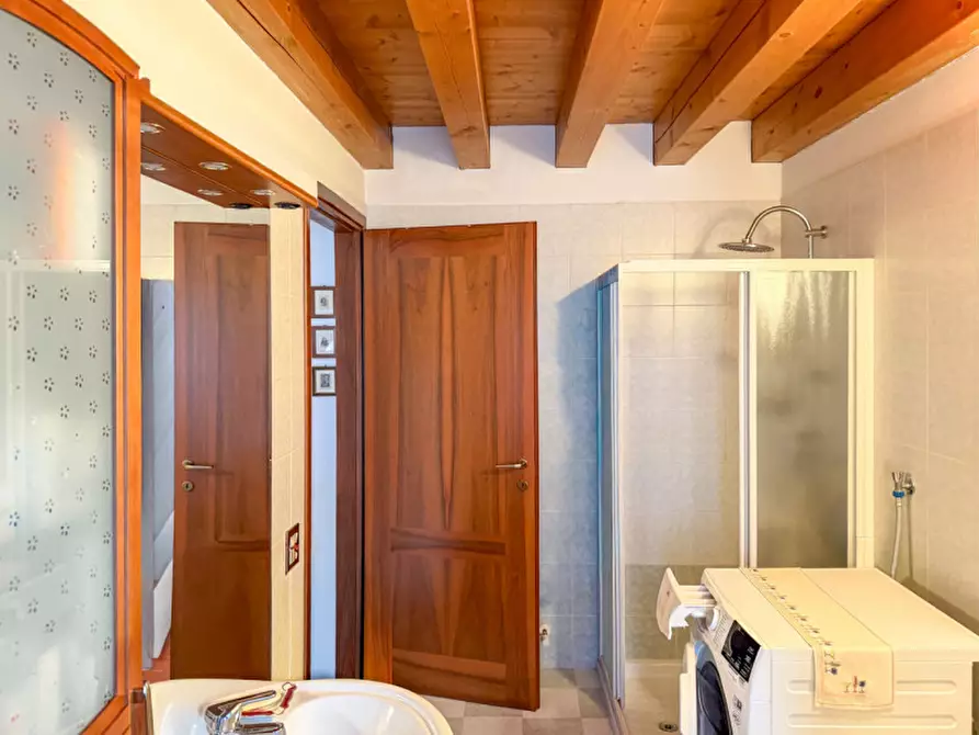 Immagine 11 di Appartamento in vendita  in Via della Vittoria a Giavera Del Montello