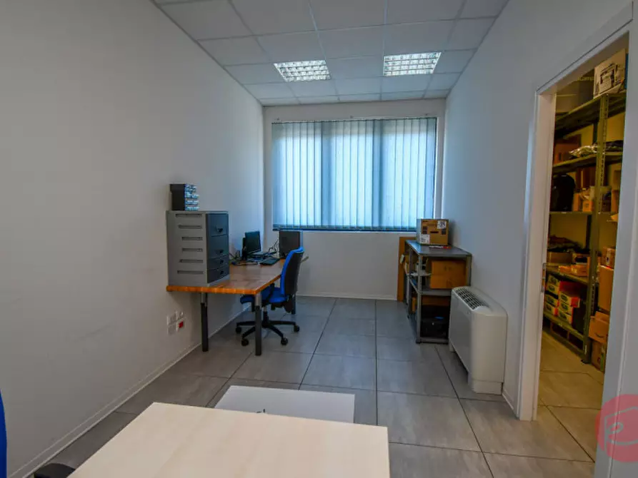 Immagine 10 di Ufficio in vendita  in Via Ravennate a Cesena