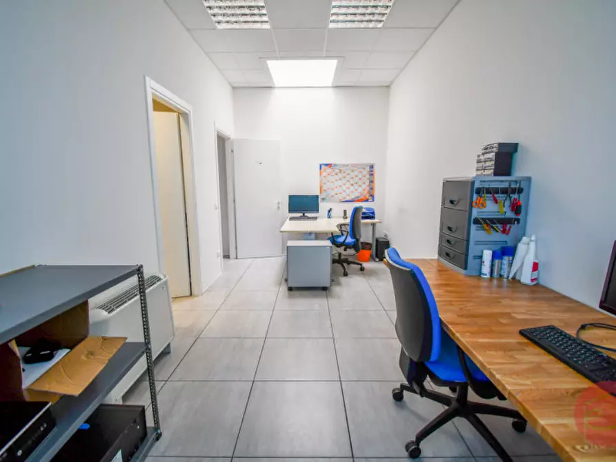 Immagine 13 di Ufficio in vendita  in Via Ravennate a Cesena