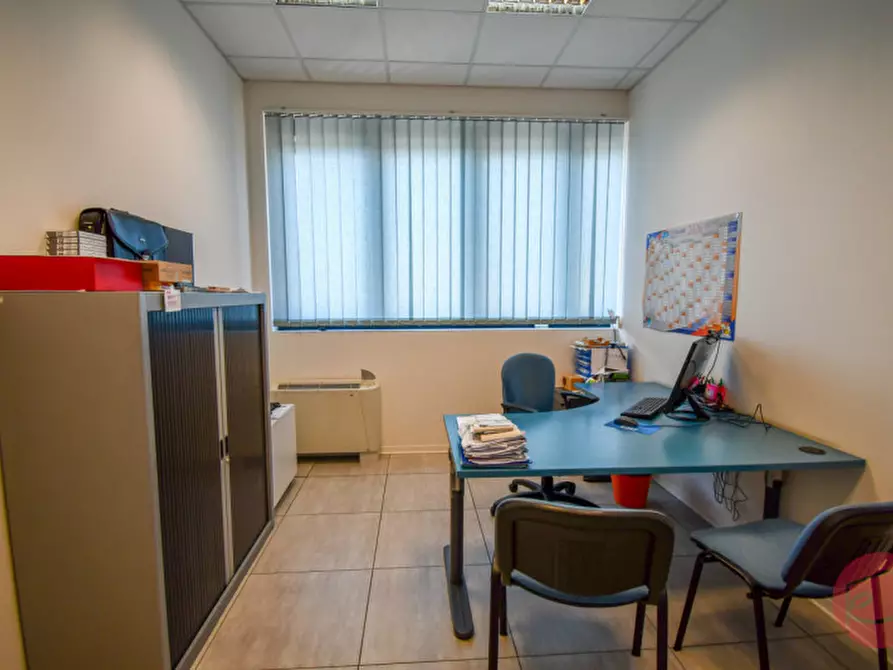 Immagine 16 di Ufficio in vendita  in Via Ravennate a Cesena