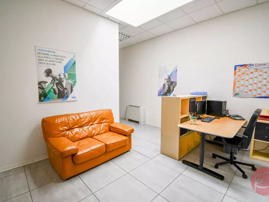 Immagine 25 di Ufficio in vendita  in Via Ravennate a Cesena