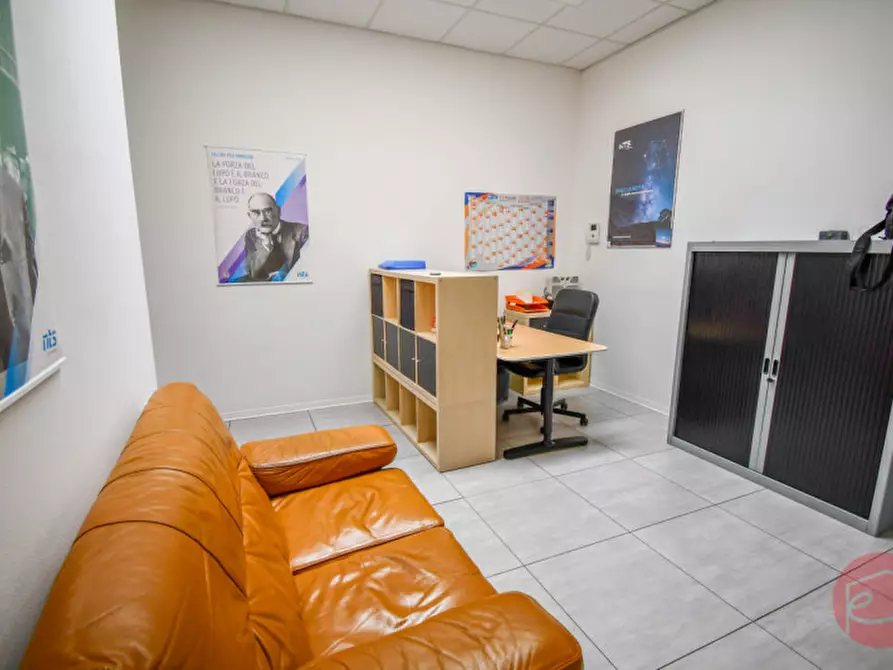 Immagine 27 di Ufficio in vendita  in Via Ravennate a Cesena