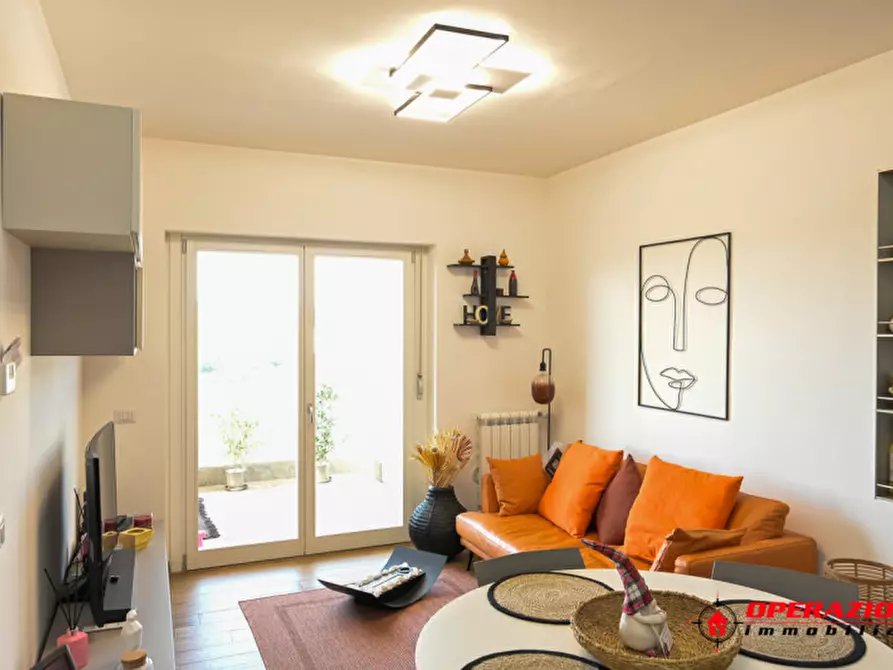 Immagine 4 di Appartamento in vendita  in via pier giorgio perotta a Roma