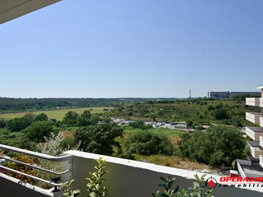 Immagine 6 di Appartamento in vendita  in via pier giorgio perotta a Roma
