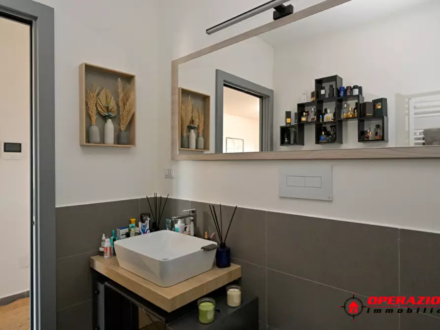 Immagine 20 di Appartamento in vendita  in via pier giorgio perotta a Roma