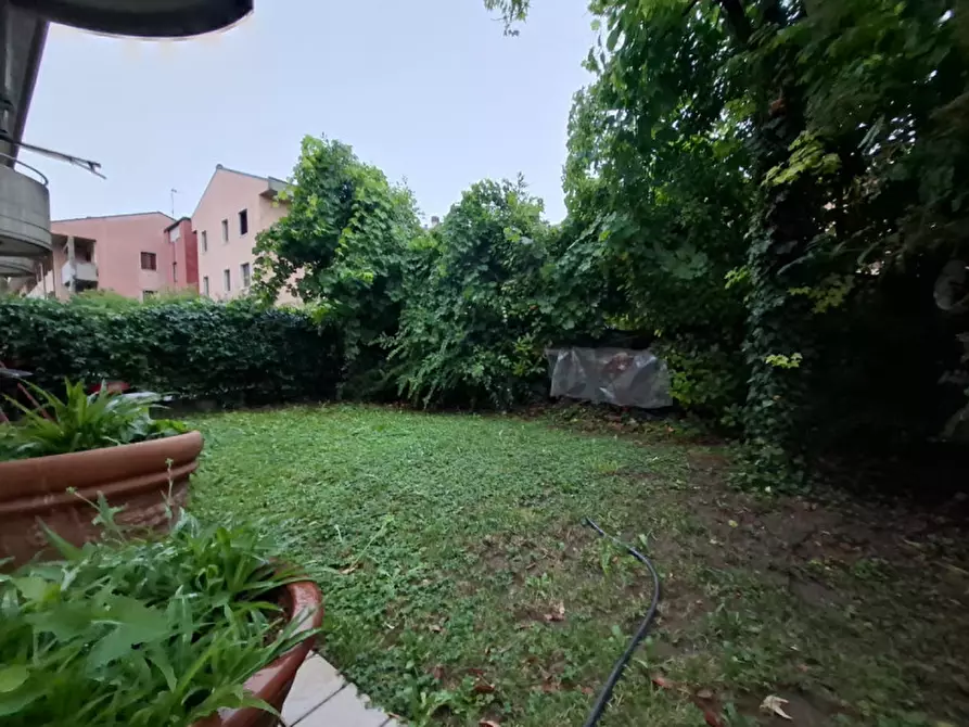 Immagine 3 di Villetta a schiera in vendita  a Castel D'azzano