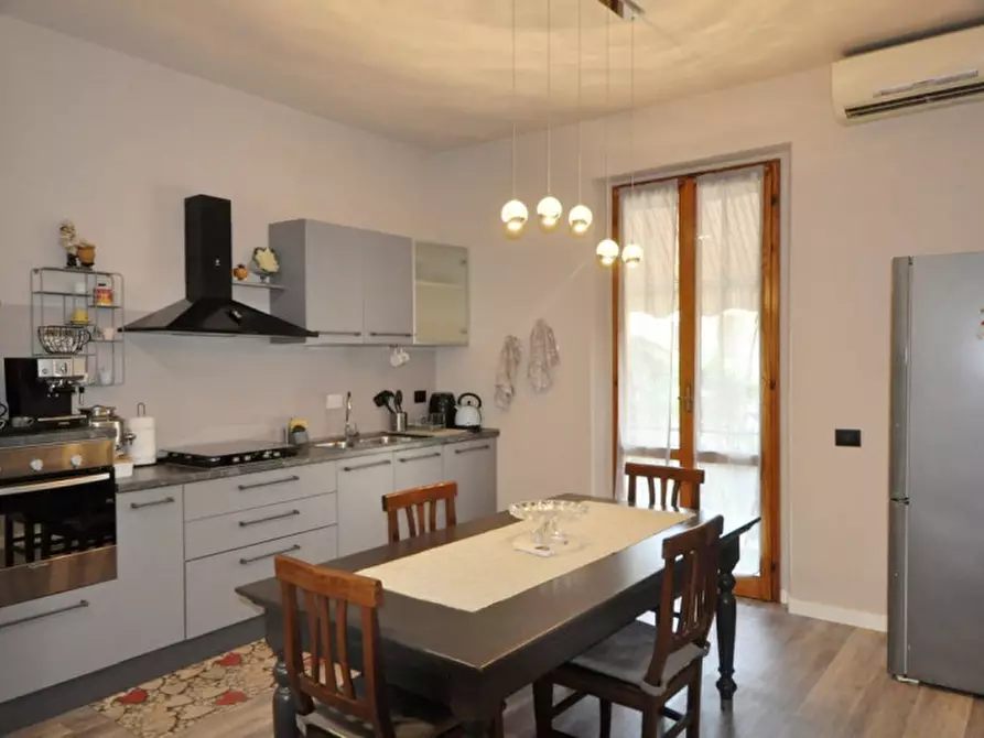 Immagine 7 di Appartamento in vendita  in via Levanella a Montevarchi