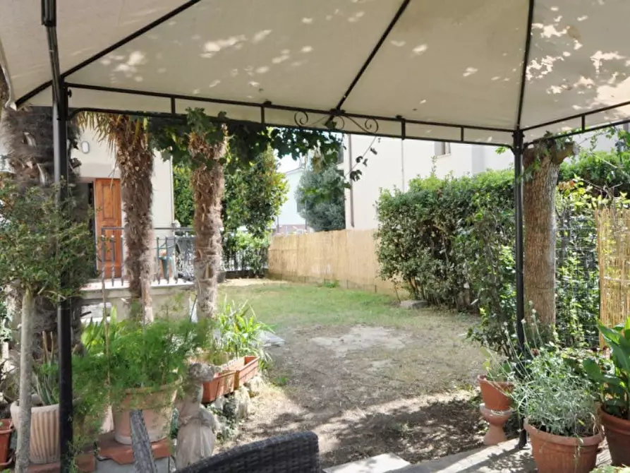 Immagine 24 di Appartamento in vendita  in via Levanella a Montevarchi