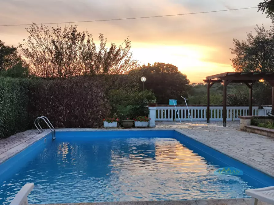 Immagine 4 di Villa in vendita  in Contrada Ulmo a Ceglie Messapico